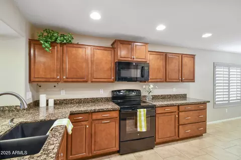 2014 E Anderson Dr, Phoenix, AZ 85022 photo 17
