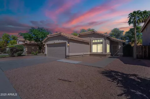 1110 W Seagull Dr, Chandler, AZ 85286