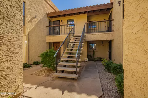 8201 N 21st Dr #C204, Phoenix, AZ 85021