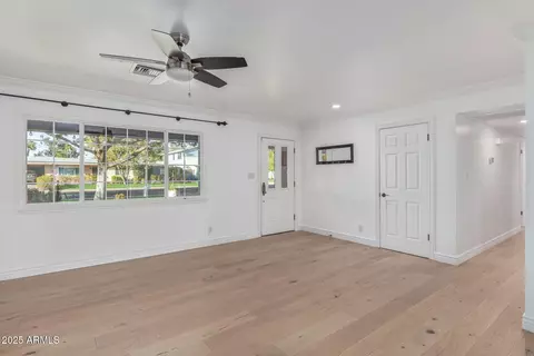 1021 E Myrtle Ave, Phoenix, AZ 85020 photo 12