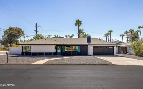 5137 E Flower St, Phoenix, AZ 85018 photo 10