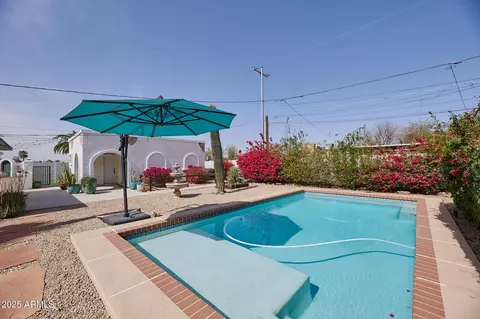 Exterior - 2002 E Mitchell Dr, Phoenix, AZ 85016 photo 8 of 12