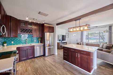 Kitchen - 2002 E Mitchell Dr, Phoenix, AZ 85016 photo 2 of 4