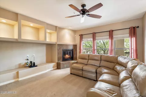 16800 El Lago Blvd #2062, Fountain Hills, AZ 85268