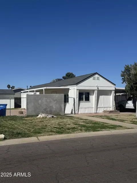 18046 N 1st Pl, Phoenix, AZ 85022