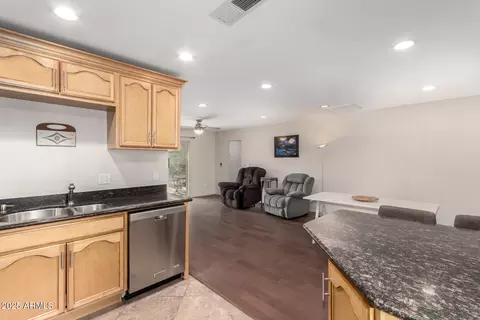 Kitchen - 4701 E Voltaire Ave, Phoenix, AZ 85032 photo 3 of 3