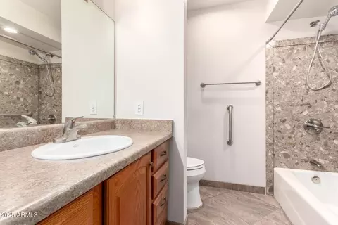 Bath - 4701 E Voltaire Ave, Phoenix, AZ 85032 photo 2 of 2