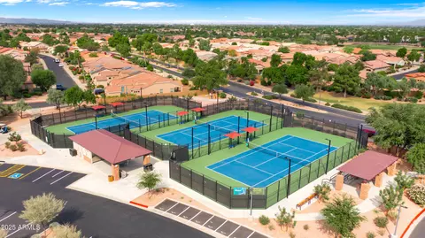 View/Area - 4138 E Indigo St, Gilbert, AZ 85298 photo 5 of 9