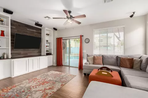 3603 S Weaver Cir E, Gilbert, AZ 85297 photo 14