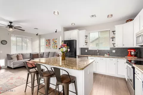 3603 S Weaver Cir E, Gilbert, AZ 85297 photo 20