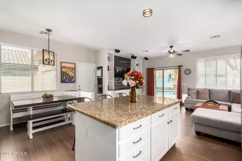 3603 S Weaver Cir E, Gilbert, AZ 85297 photo 18