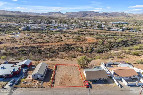 837 W Spray St #-, Superior, AZ 85173