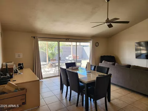 Dining - 4101 E Nancy Ln, Phoenix, AZ 85042 photo 1 of 2
