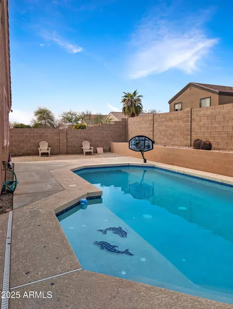 528 E Wolf Hollow Dr, Casa Grande, AZ 85122