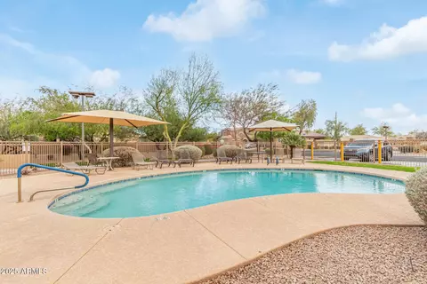 Exterior - 900 W Broadway Ave #66, Apache Junction, AZ 85120 photo 20 of 22