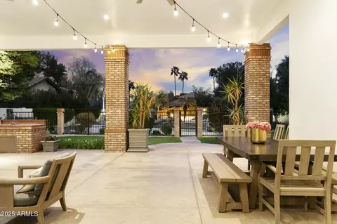 Exterior - 2170 E Caroline Ln, Tempe, AZ 85284 photo 6 of 21