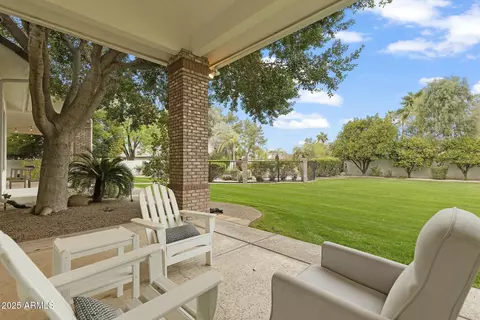 Exterior - 2170 E Caroline Ln, Tempe, AZ 85284 photo 7 of 21