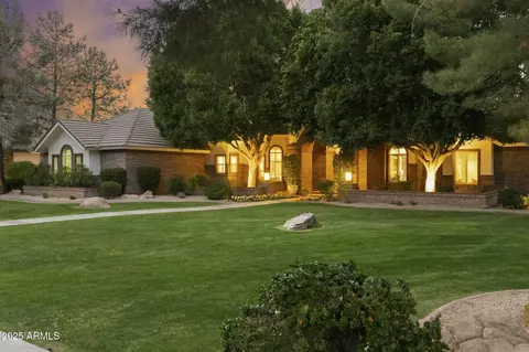 Exterior - 2170 E Caroline Ln, Tempe, AZ 85284 photo 21 of 21