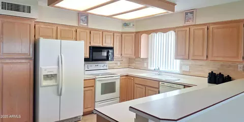Kitchen - 8020 E Keats Ave #271, Mesa, AZ 85209 photo 1 of 4