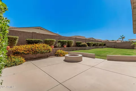 Exterior - 4109 E Del Rio St, Gilbert, AZ 85295 photo 5 of 7