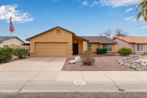 1647 E Christina St, Casa Grande, AZ 85122