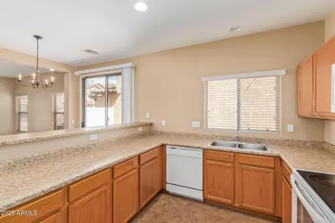 Kitchen - 5828 E Hoover Ave, Mesa, AZ 85206 photo 3 of 4