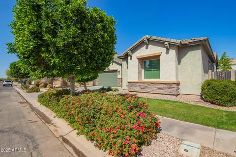Exterior - 3556 E Ivanhoe St, Gilbert, AZ 85295 photo 1 of 13