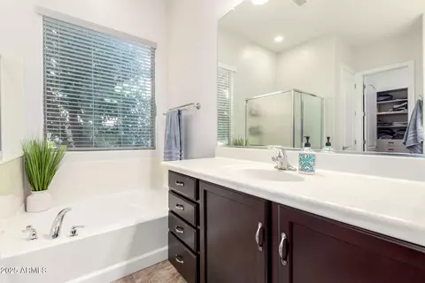 Bath - 3556 E Ivanhoe St, Gilbert, AZ 85295 photo 2 of 3