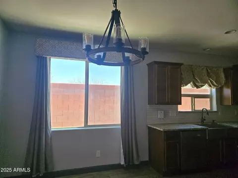 9302 W Georgia Ave, Glendale, AZ 85305