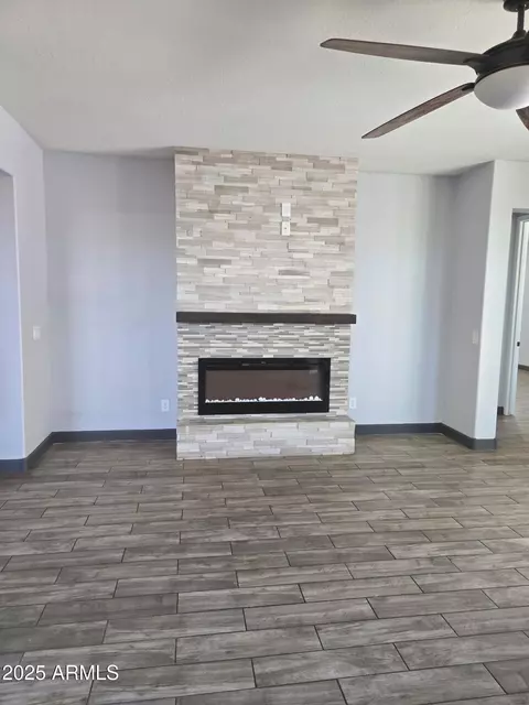 9302 W Georgia Ave, Glendale, AZ 85305 photo 12