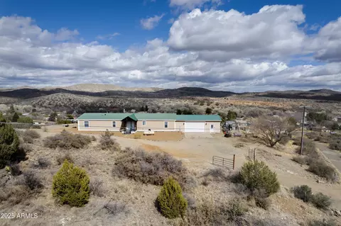 12320 E Jacobs Rd, Mayer, AZ 86333