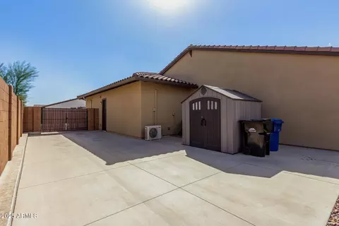 Exterior - 7630 E Knoll St, Mesa, AZ 85207 photo 10 of 12