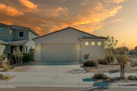 17487 W Daley Ln, Surprise, AZ 85387