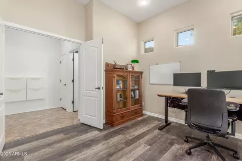 35210 N 26th Dr, Phoenix, AZ 85086 photo 6