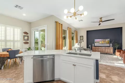 35210 N 26th Dr, Phoenix, AZ 85086 photo 16