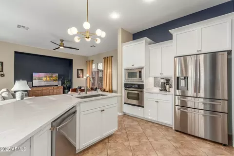35210 N 26th Dr, Phoenix, AZ 85086 photo 17