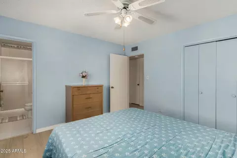 Bedroom - 3324 W Pershing Ave, Phoenix, AZ 85029 photo 3 of 4