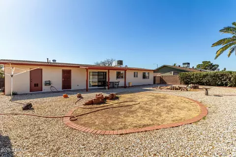 Exterior - 3324 W Pershing Ave, Phoenix, AZ 85029 photo 4 of 6