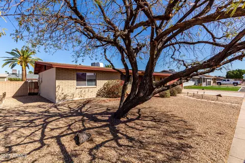 Exterior - 3324 W Pershing Ave, Phoenix, AZ 85029 photo 2 of 6