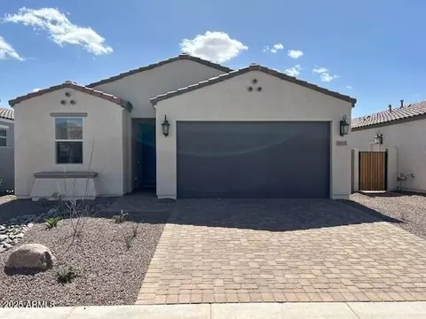 18105 W Hiddenview Dr, Goodyear, AZ 85338