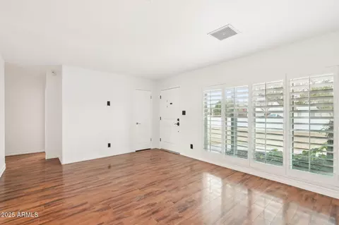 Living - 5307 E Cambridge Ave, Phoenix, AZ 85008 photo 1 of 3