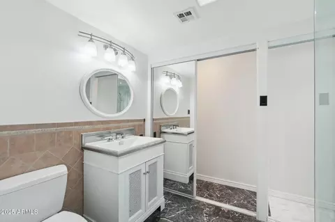 Bath - 5307 E Cambridge Ave, Phoenix, AZ 85008 photo 1 of 3