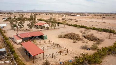 2432 N 433rd Dr, Tonopah, AZ 85354