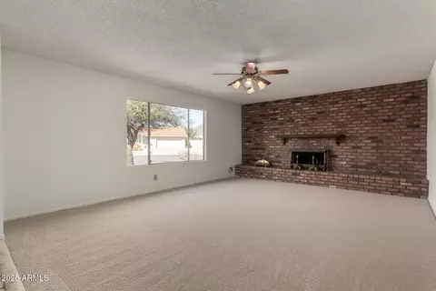 Living - 11451 S Half Moon Dr, Phoenix, AZ 85044 photo 4 of 8