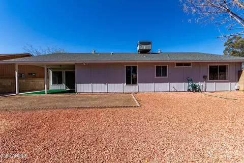 Exterior - 11451 S Half Moon Dr, Phoenix, AZ 85044 photo 11 of 12