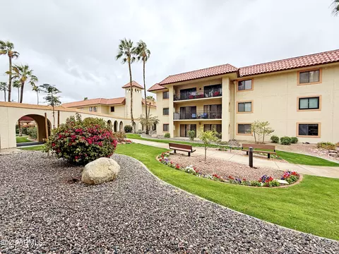 10330 W Thunderbird Blvd #B101, Sun City, AZ 85351