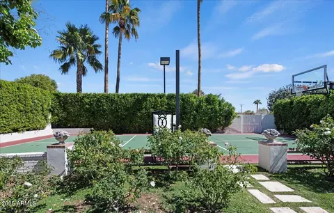 Exterior - 5446 Exeter Blvd, Phoenix, AZ 85018 photo 9 of 21