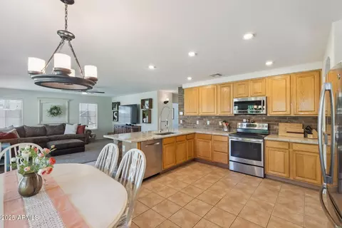3336 E Linda Ct, Gilbert, AZ 85234 photo 13