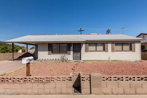 2928 W Cactus Rd, Phoenix, AZ 85029