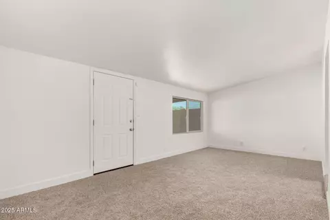 3027 S Clementine Dr, Tempe, AZ 85282 photo 11